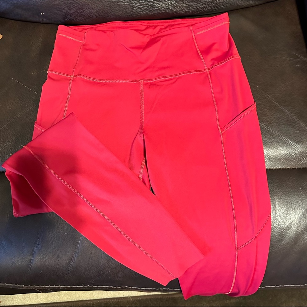 Lululemon size 8 fast and free 7/8 no reflective on ankle